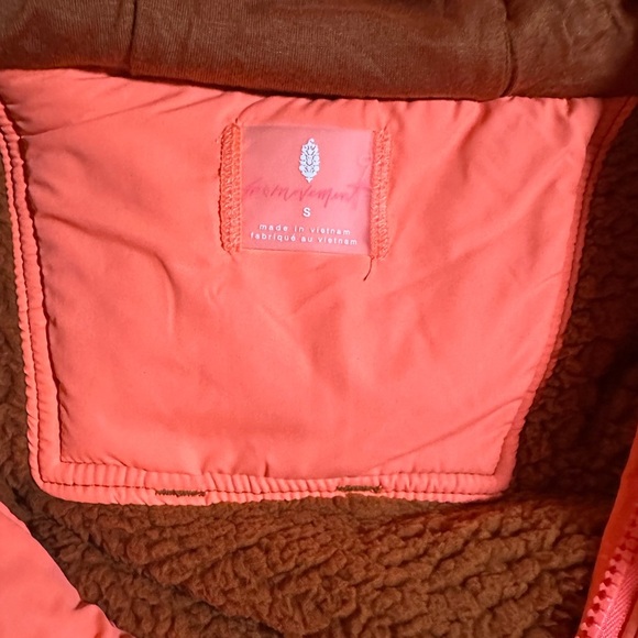NWT Free People FP Movement Lead the Pack Fleece Neon Coral - Picture 7 of 12
